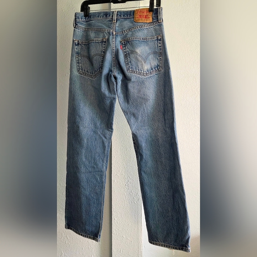 Levi's Light Blue Straight Jeans 501 - Picture 2 of 8